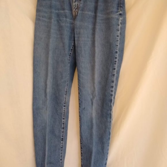 Levi Strauss Denim - Women's Levi Strauss Straight Leg Jeans, Sz. 14 M